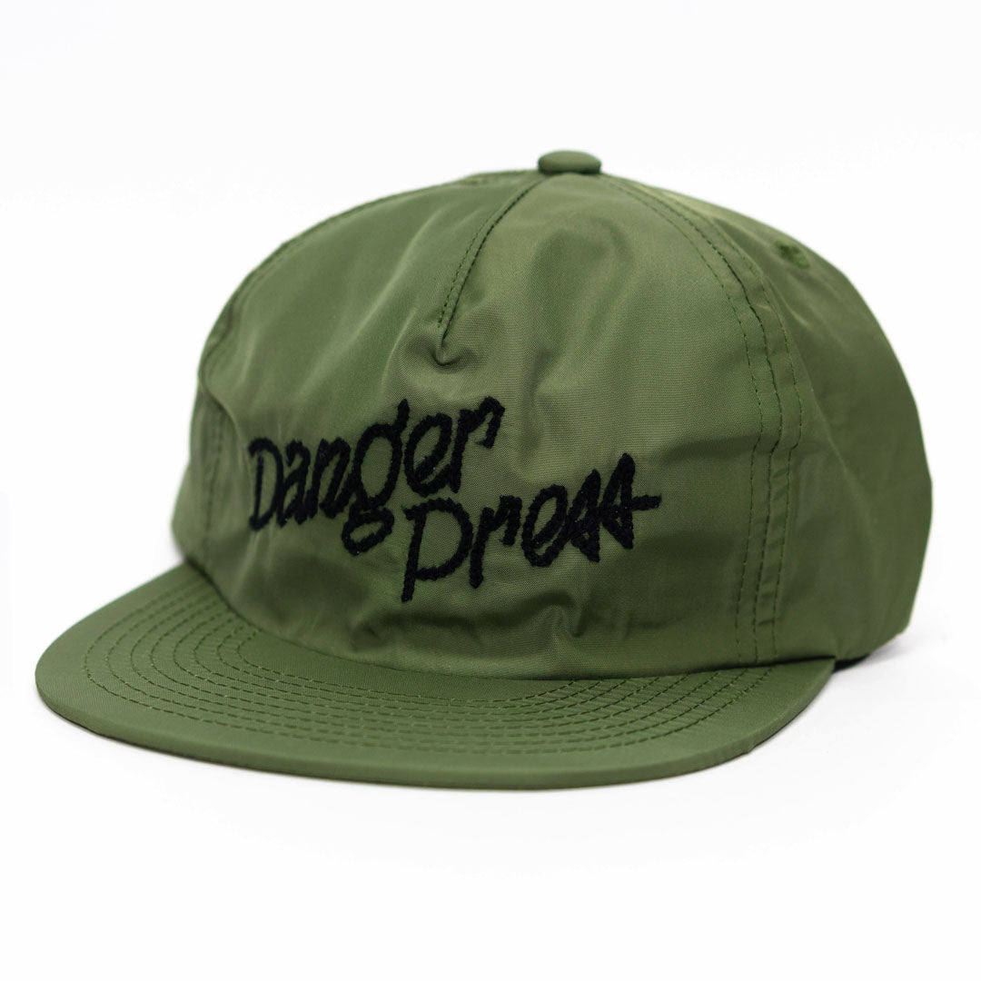 Danger chain hat